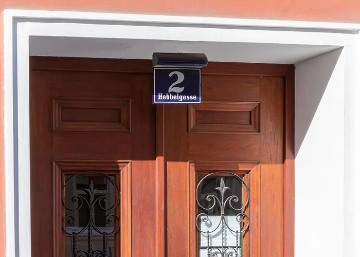 Yeshello Station Apartment *