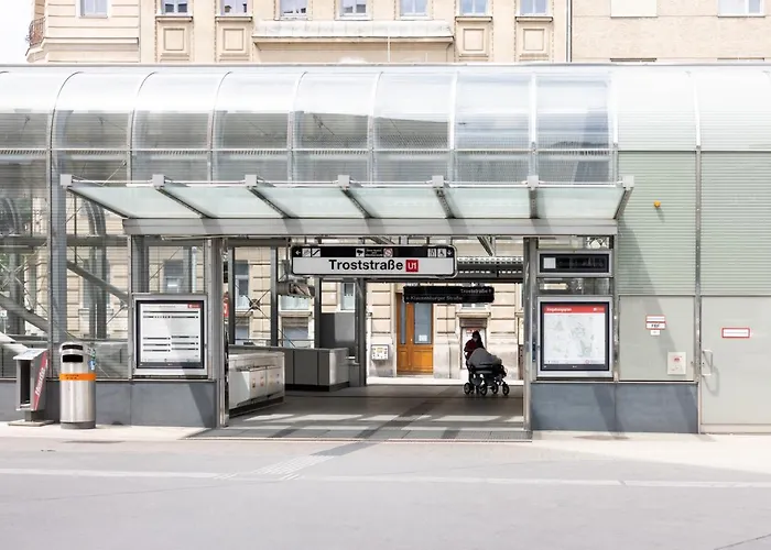 Yeshello Station Apartment *